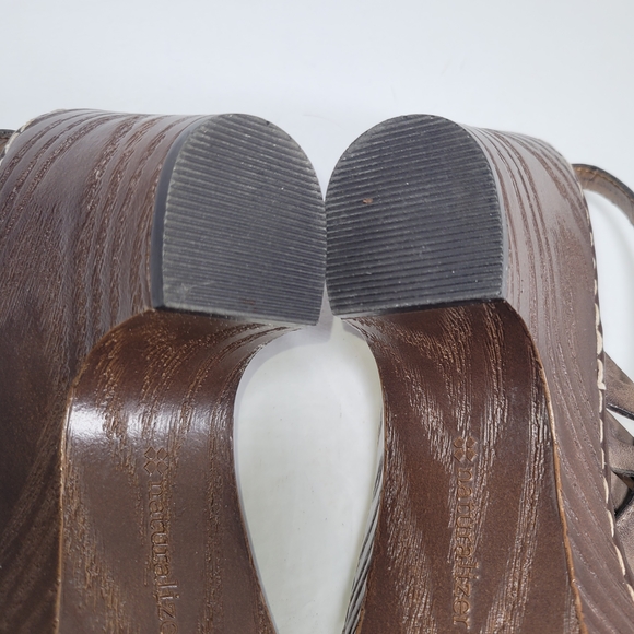Naturalizer Malina Brown Strappy Studded Leather Medium Heel Sandals 10.5 - Picture 13 of 13